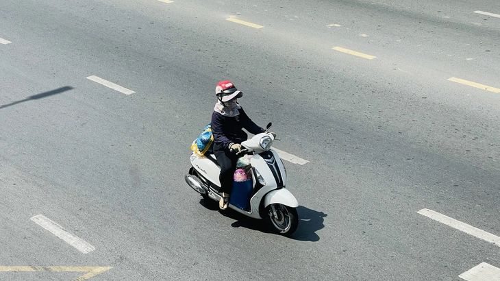 Bắc Bộ dễ nồm ẩm, Nam Bộ nắng gắt 