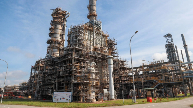 Dự kiến cuối th&aacute;ng 3, Nh&agrave; m&aacute;y Lọc dầu Dung Quất tiếp nhận 60 ng&agrave;n tấn nhi&ecirc;n liệu sinh học 