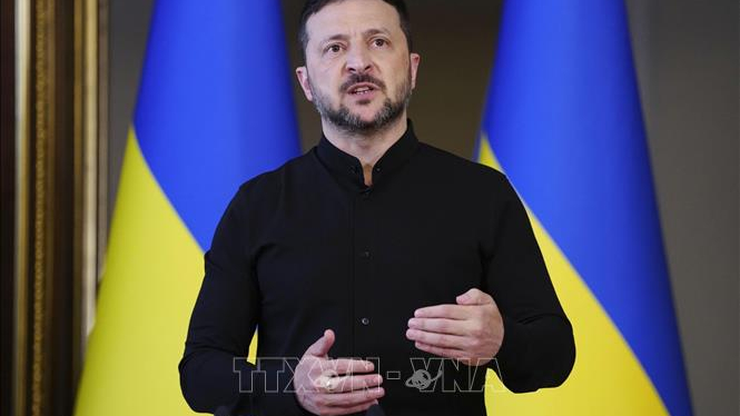 Ukraine nhắc lại cam kết với đ&agrave;m ph&aacute;n h&ograve;a b&igrave;nh ba b&ecirc;n