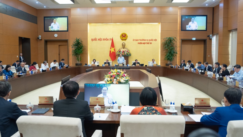 Ủy ban Thường vụ Quốc hội sẽ xem x&eacute;t c&ocirc;ng t&aacute;c nh&acirc;n sự theo thẩm quyền 