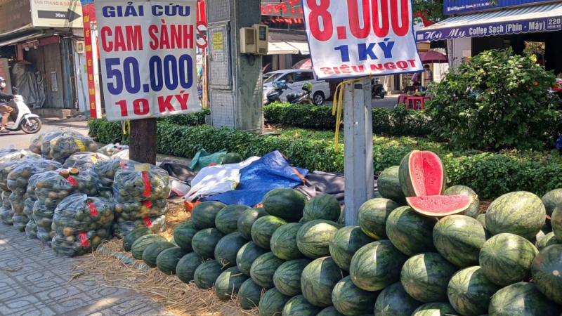 Nhiều n&ocirc;ng sản rớt gi&aacute;