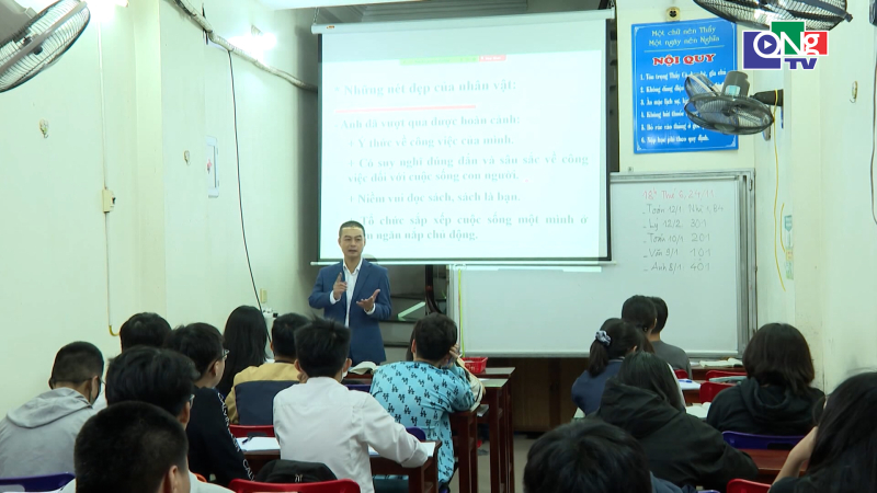 Bộ Gi&aacute;o dục sẽ sửa quy định dạy th&ecirc;m, học th&ecirc;m