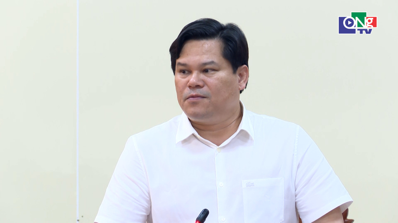 Họp nghe b&aacute;o c&aacute;o c&aacute;c dự &aacute;n năng lượng khu vực ph&iacute;a T&acirc;y Quảng Ng&atilde;i