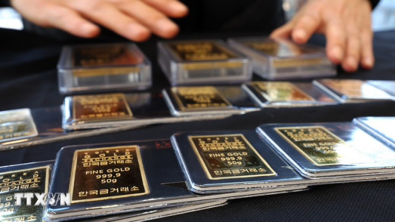 Gi&aacute; v&agrave;ng thế giới giảm tuần thứ ba li&ecirc;n tiếp