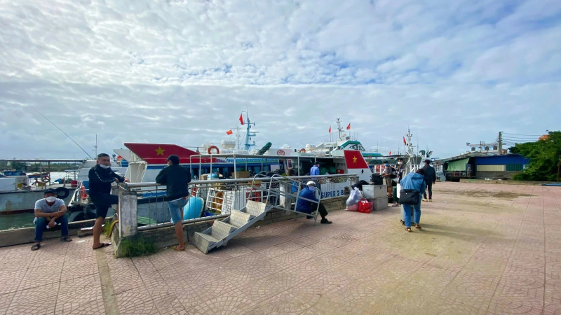 X&acirc;y dựng lịch chạy t&agrave;u, gi&aacute; v&eacute; t&agrave;u kh&aacute;ch tuyến Sa Kỳ - L&yacute; Sơn hợp l&yacute; 