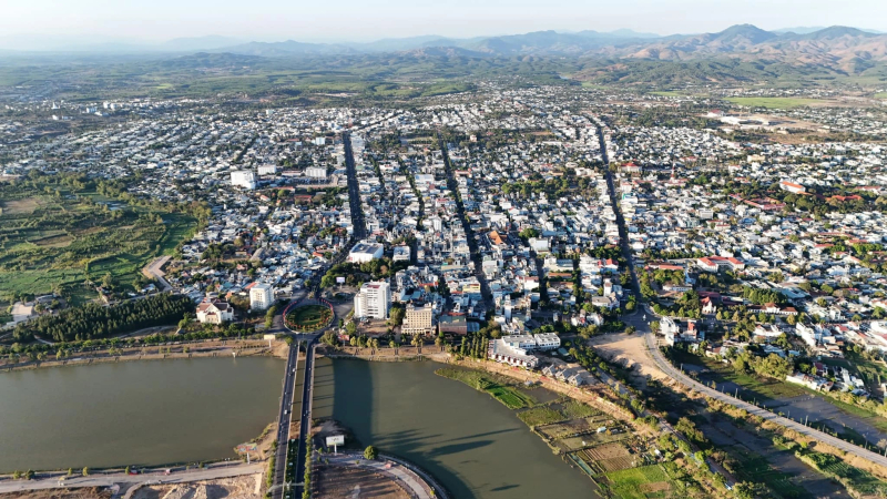 Quảng Ng&atilde;i: Thu tiền sử dụng đất khu vực ph&iacute;a t&acirc;y đạt hơn 18% dự to&aacute;n 