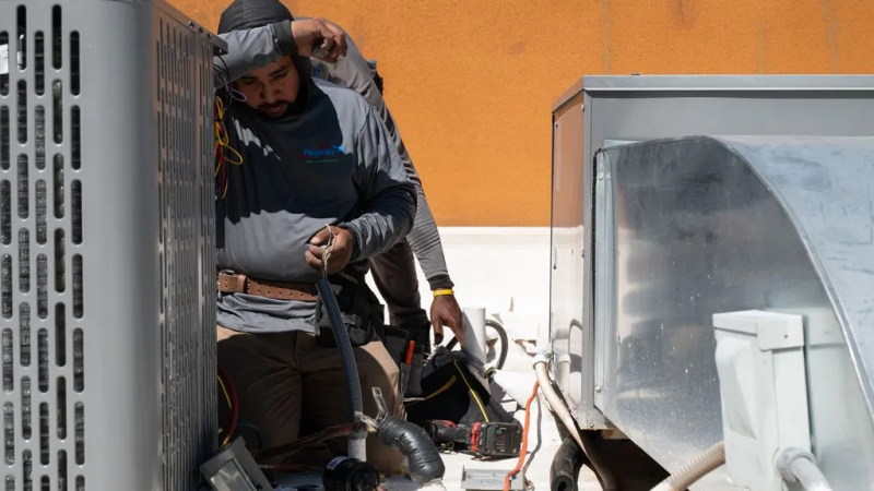 Nắng n&oacute;ng kỷ lục bao tr&ugrave;m nước Mỹ