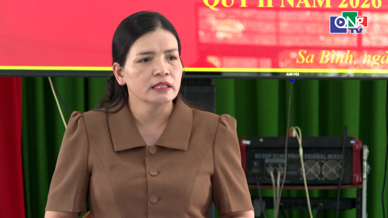 L&atilde;nh đạo UBND tỉnh l&agrave;m việc tại x&atilde; Sa B&igrave;nh