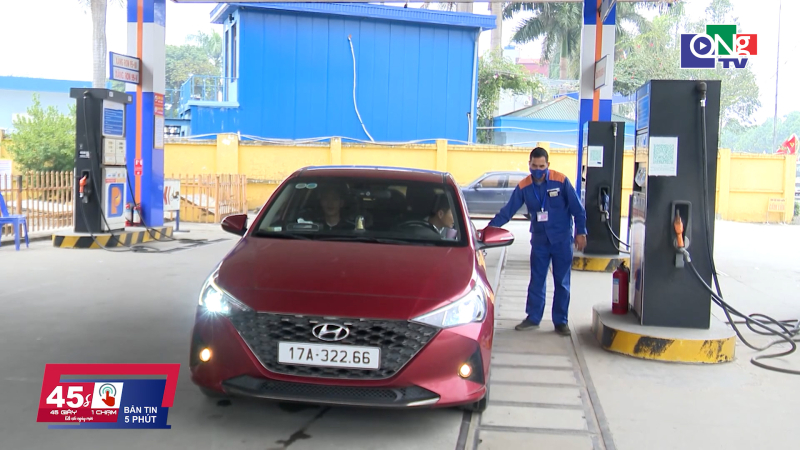 45 gi&acirc;y 1 chạm ng&agrave;y 27/3