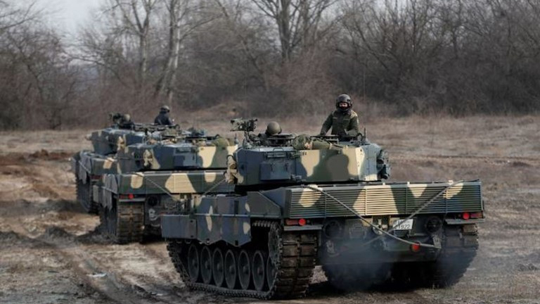 Chi ti&ecirc;u quốc ph&ograve;ng của NATO tăng kỷ lục trong năm 2025