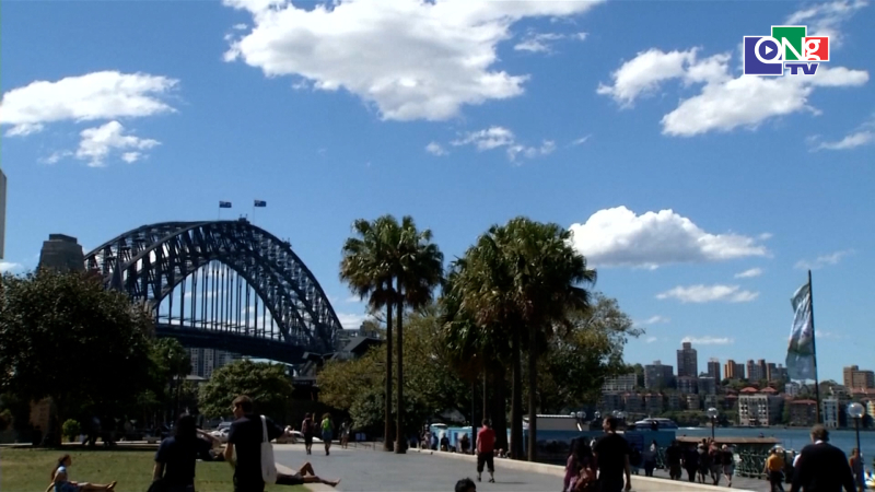 Australia cấm du kh&aacute;ch Iran nhập cảnh