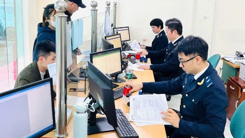 Cục Hải quan chỉ đạo &aacute;p dụng thuế 0 đồng, thống nhất m&atilde; khai b&aacute;o đối với xăng dầu