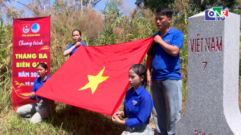 Chương tr&igrave;nh &ldquo;Th&aacute;ng Ba bi&ecirc;n giới&rdquo; tại x&atilde; M&ocirc; Rai
