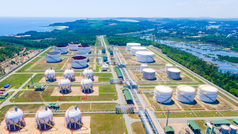 Quảng Ng&atilde;i sẵn s&agrave;ng &ldquo;phủ s&oacute;ng&rdquo; xăng E10 tr&ecirc;n to&agrave;n tỉnh 