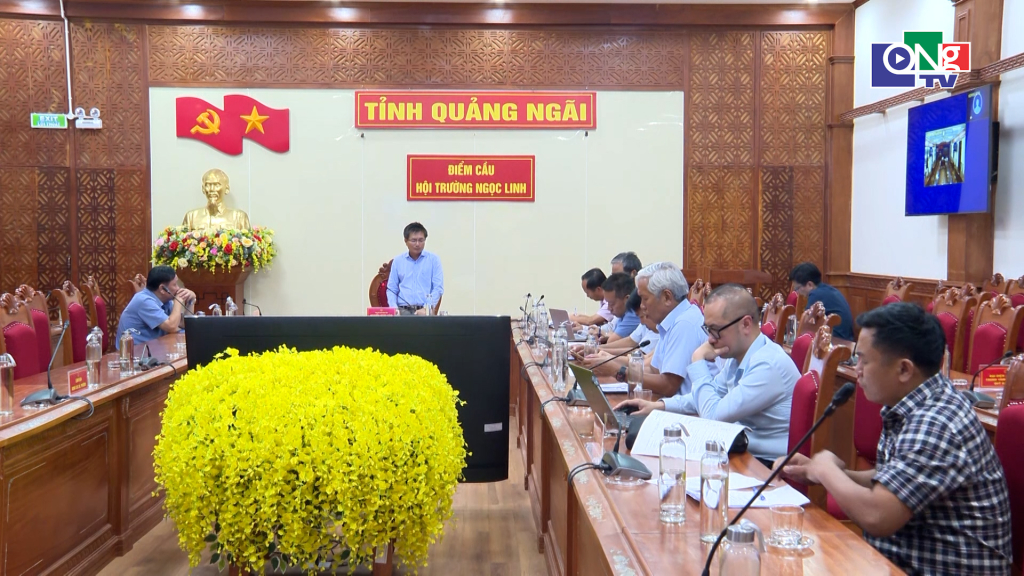 Quang cảnh buổi làm việc.