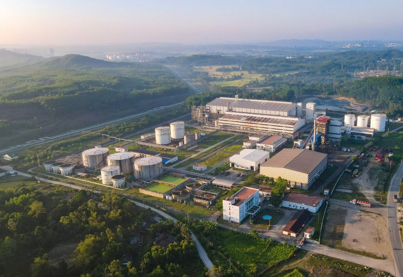 Toàn cảnh Nhà máy Nhiên liệu Sinh học Dung Quất đang hoạt động ổn định ở 75% công suất.