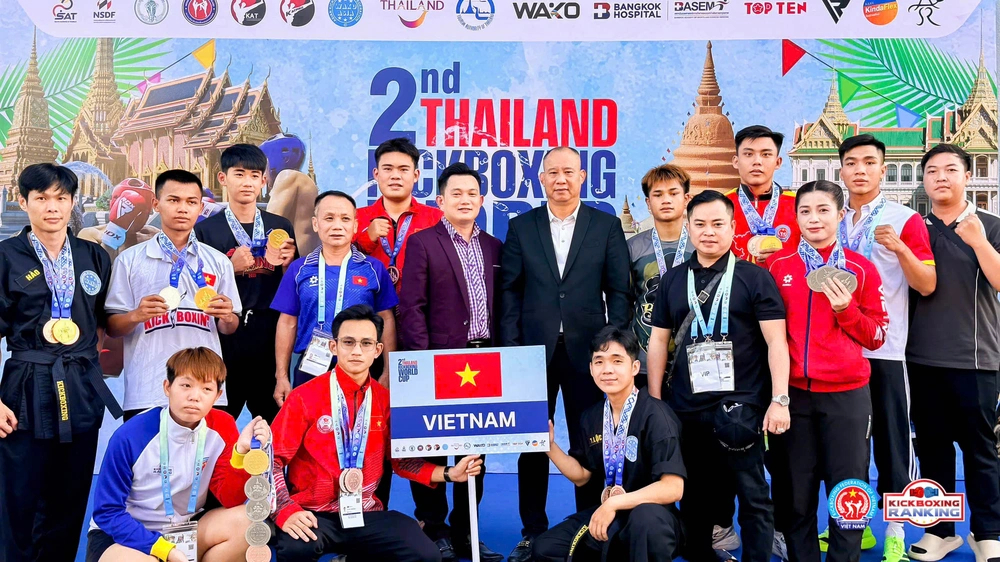 Đội tuyển kickboxing Việt Nam giành 32 HCV ở Kickboxing World Cup. Ảnh Liên đoàn Kickboxing Việt Nam.