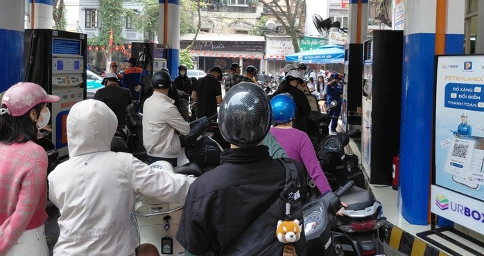 Từ 0 giờ ngày 16-4, nhiều loại thuế với xăng, dầu sẽ được giảm về 0%