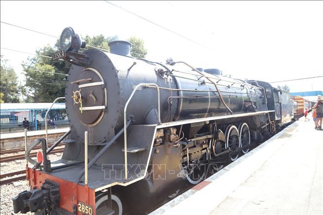 Những tuyến tàu hỏa hơi nước là di sản sống động vừa nhắc nhớ về thời kỳ hoàng kim của ngành đường sắt, vừa trở thành điểm nhấn du lịch độc đáo của Nam Phi.