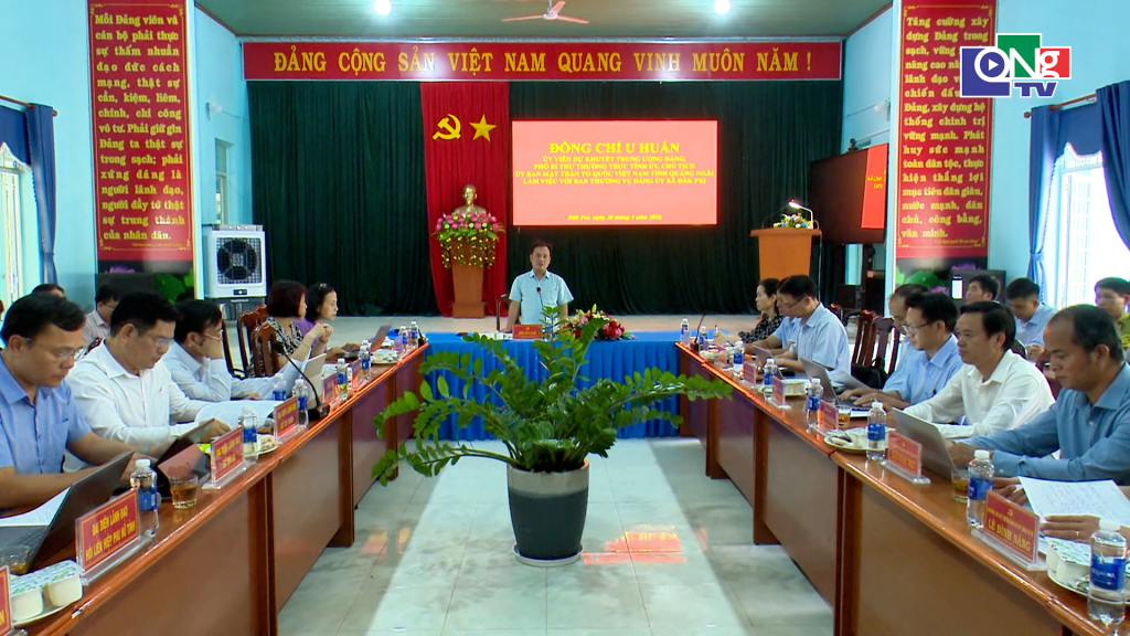 Quang cảnh buổi làm việc.