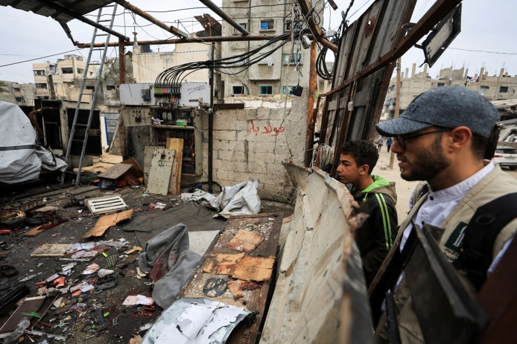 Hậu quả của một cuộc tấn công tại thành phố Gaza. Ảnh: Reuters