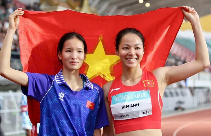 Hai tuyển thủ Dương Thị Thảo, Bùi Thị Kim Anh là thành viên thi đấu Đại hội thể thao bãi biển châu Á 2026. Ảnh: DŨNG PHƯƠNG