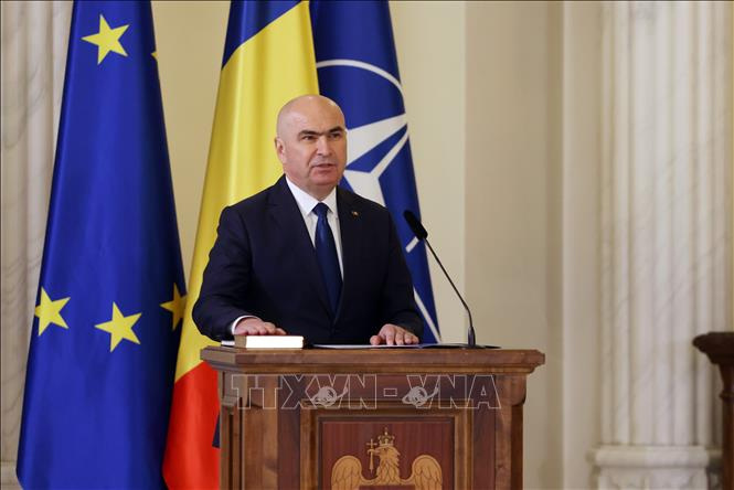 Thủ tướng Romania Ilie Bolojan phát biểu tại Bucharest. Ảnh tư liệu: THX/TTXVN