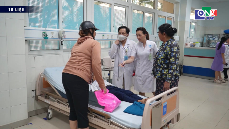 Nguy cơ ngộ độc thực phẩm ng&agrave;y nắng n&oacute;ng