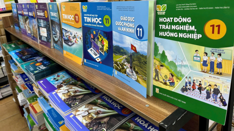 Dự kiến miễn ph&iacute; s&aacute;ch gi&aacute;o khoa từ năm học 2029 - 2030