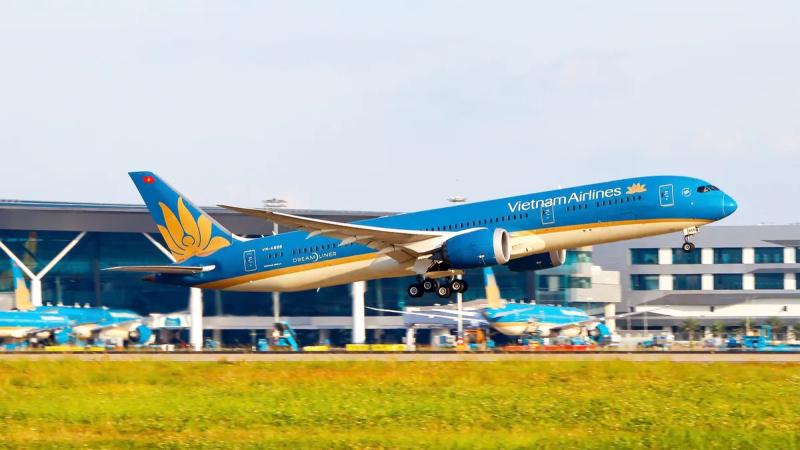 H&agrave;ng kh&ocirc;ng tăng tải mạnh dịp 30/4, giữ ổn định mạng bay giữa &aacute;p lực nhi&ecirc;n liệu