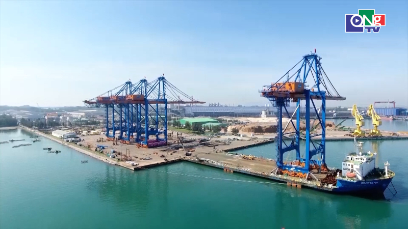 Ph&aacute;t triển logistics đồng bộ, hiện đại