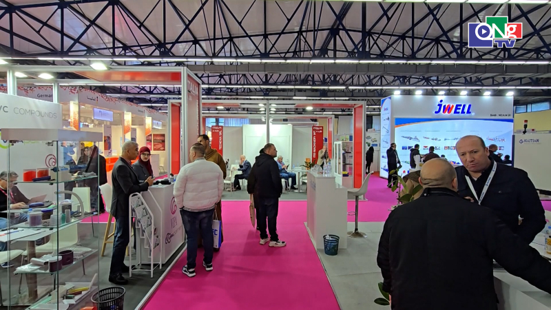 Algeria th&uacute;c đẩy tăng trưởng c&ocirc;ng nghiệp gắn với kinh tế tuần ho&agrave;n