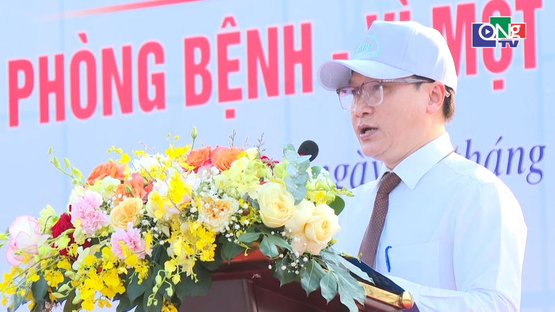 Hơn 1.000 người tham dự Lễ M&iacute;t tinh hưởng ứng ng&agrave;y sức khỏe to&agrave;n d&acirc;n