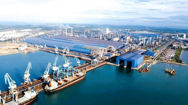 Quảng Ng&atilde;i định hướng ph&aacute;t triển ng&agrave;nh th&eacute;p trở th&agrave;nh trụ cột c&ocirc;ng nghiệp