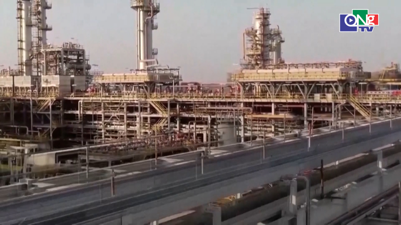 Gi&aacute; dầu vượt mốc 110 USD