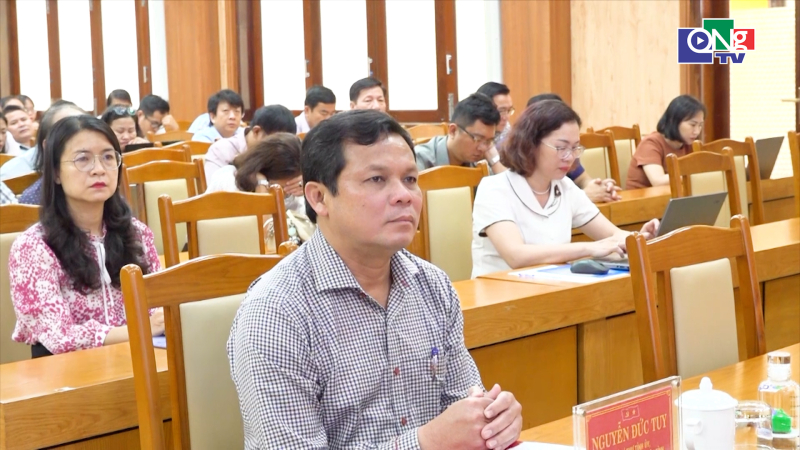 Qu&aacute;n triệt Nghị quyết đại hội XIV cho b&aacute;o ch&iacute;, văn nghệ sĩ, tr&iacute; thức