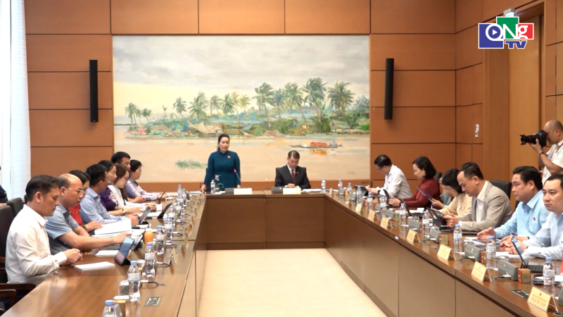 Thảo luận định hướng ph&aacute;t triển kinh tế - x&atilde; hội giai đoạn 2026 - 2030