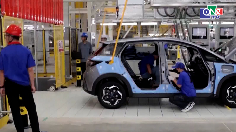 Ng&agrave;nh &ocirc; t&ocirc; to&agrave;n cầu đối mặt sức &eacute;p cạnh tranh v&agrave; bất ổn kinh tế