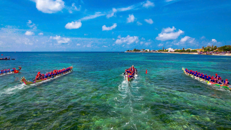 Quảng Ng&atilde;i khai th&aacute;c lợi thế &ldquo;rừng - biển&rdquo;, tăng sức h&uacute;t đầu tư du lịch 