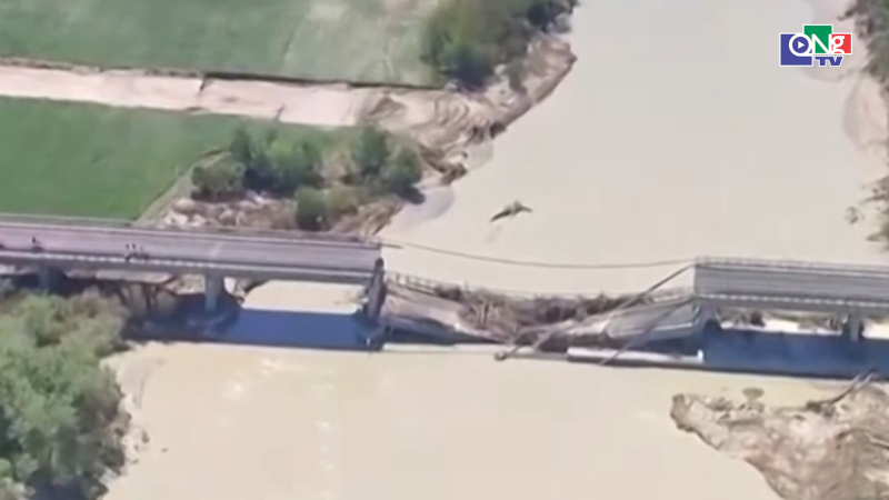 Italy ban bố t&igrave;nh trạng khẩn cấp do hậu quả thi&ecirc;n tai nặng nề