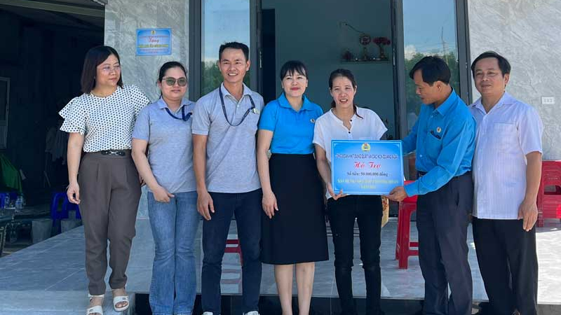 Th&aacute;ng c&ocirc;ng nh&acirc;n 2026: &ldquo;Đổi mới s&aacute;ng tạo, n&acirc;ng cao năng suất lao động&rdquo;