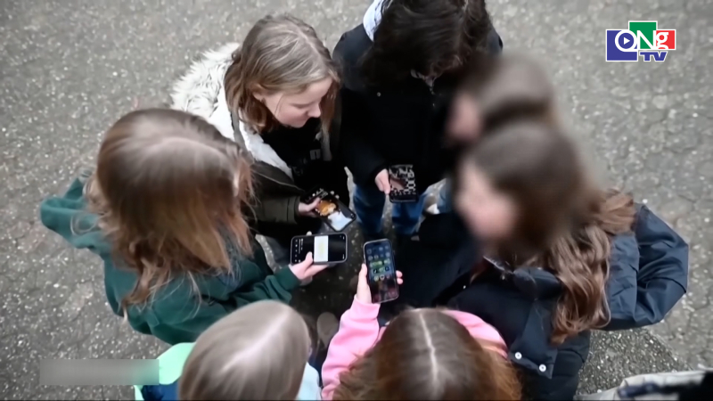 Ảnh hưởng của mạng x&atilde; hội đối với kết quả học tập của trẻ em 