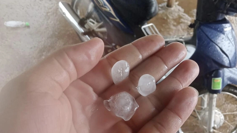 Nhiều khu vực ph&iacute;a T&acirc;y Quảng Ng&atilde;i xuất hiện mưa đ&aacute;