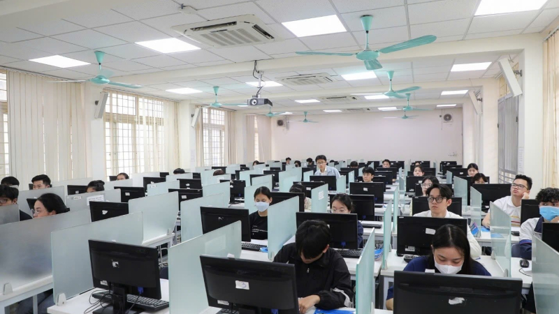 Thử nghiệm thi tốt nghiệp THPT tr&ecirc;n m&aacute;y t&iacute;nh từ năm 2026 