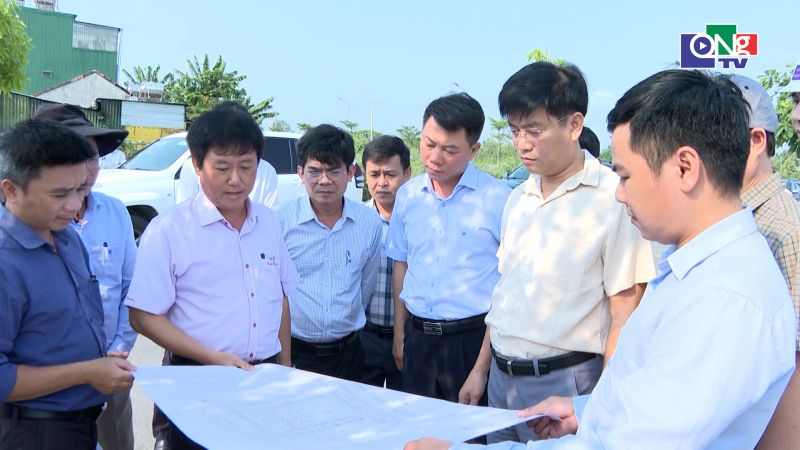 Kiểm tra c&aacute;c dự &aacute;n ở 2 phường Nghĩa Lộ v&agrave; Trương Quang Trọng