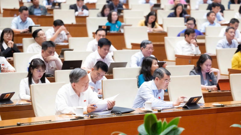 Quốc hội họp đợt 2, thảo luận kế hoạch ph&aacute;t triển 5 năm tới