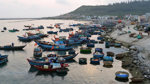 Đuối nước tại L&yacute; Sơn khiến một học sinh kh&ocirc;ng qua khỏi