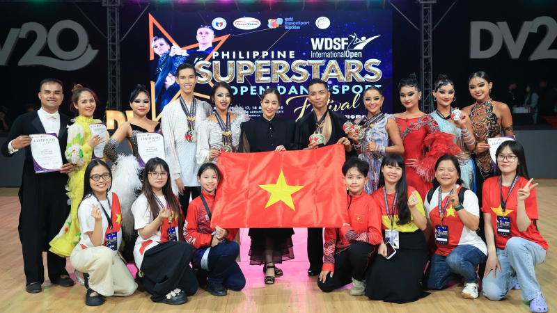 DanceSport Việt Nam xếp nhất Đ&ocirc;ng Nam &Aacute; với 6 HCV