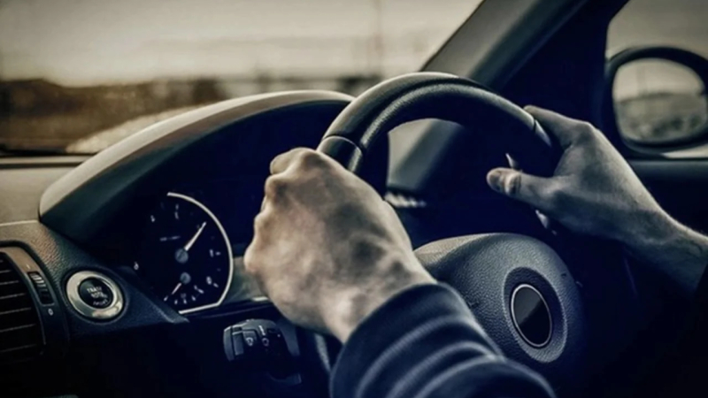 L&aacute;i xe qu&aacute; 4 giờ li&ecirc;n tục c&oacute; thể bị phạt đến 12 triệu đồng 