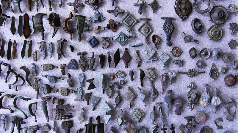 Nạn bu&ocirc;n b&aacute;n cổ vật ở Ph&aacute;p